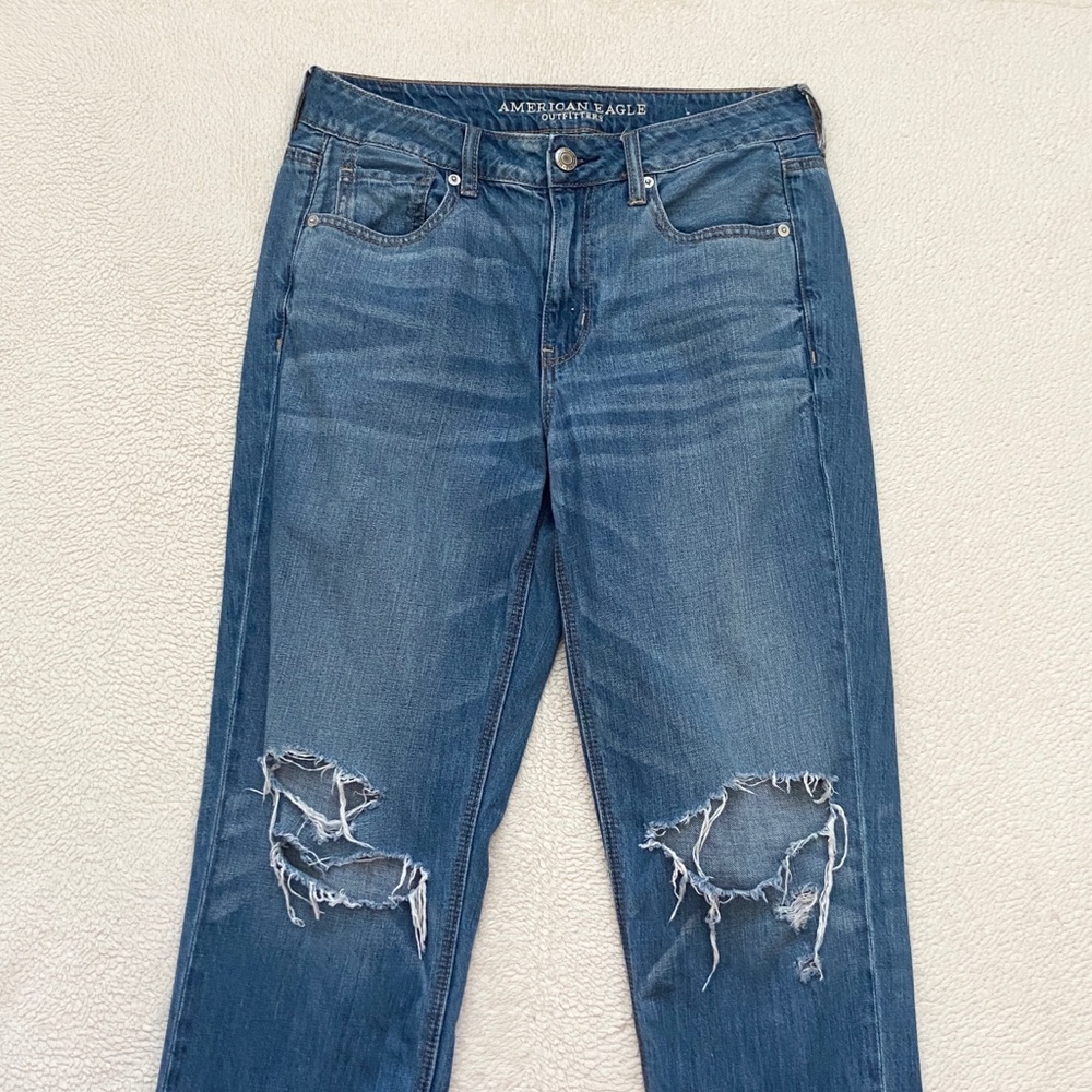 American Eagle Hi-Rise Tomgirl Jeans - Picture 4 of 16